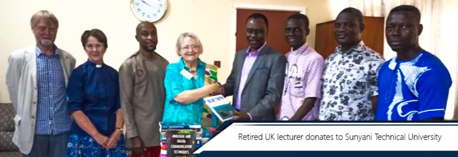 Christopher Lovett's library donates to STU